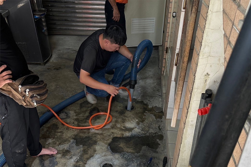 抽水肥(化糞池)